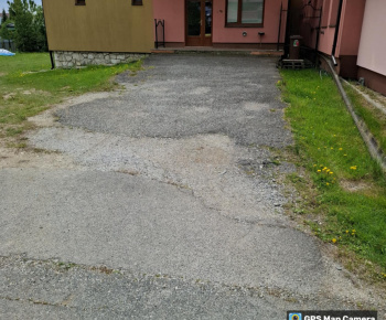 Projekty / Rekonštrukcia prístupovej plochy pri OcÚ Klčov - foto