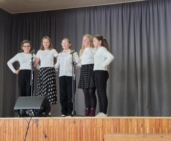 Aktuality / Deň úcty k starším  - foto