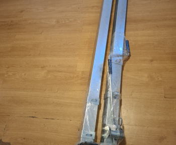 Aktuality / Vybavenie multifunkčného ihriska  - foto