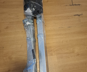 Aktuality / Vybavenie multifunkčného ihriska  - foto